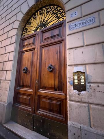 Luxury Room Anelli Center Of Roma エクステリア 写真