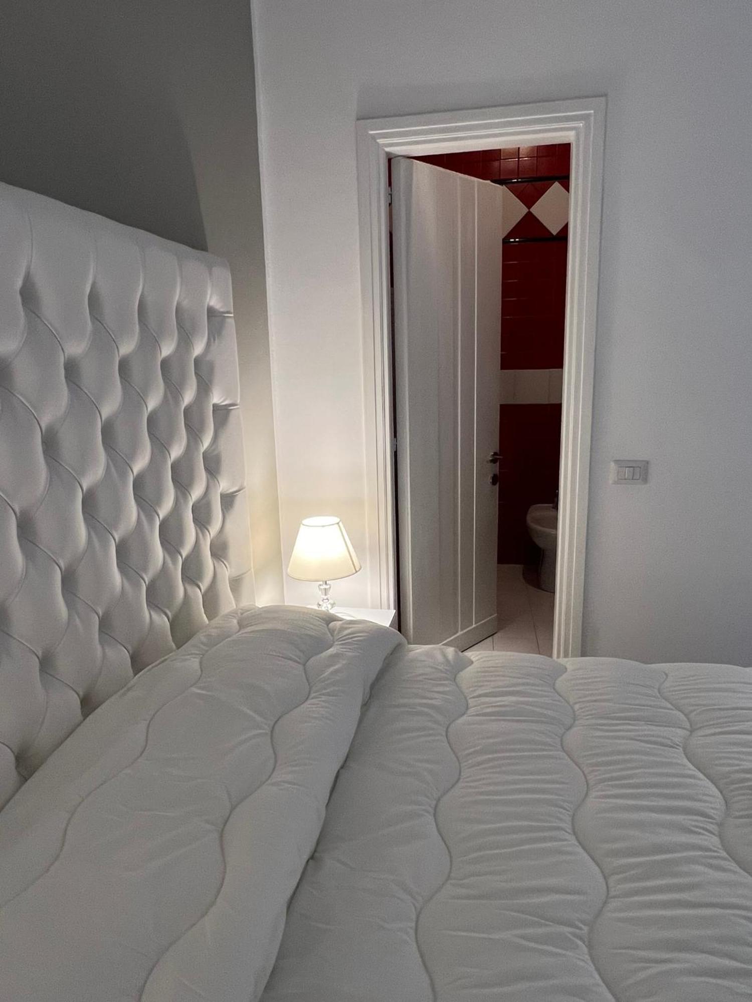 Luxury Room Anelli Center Of Roma エクステリア 写真