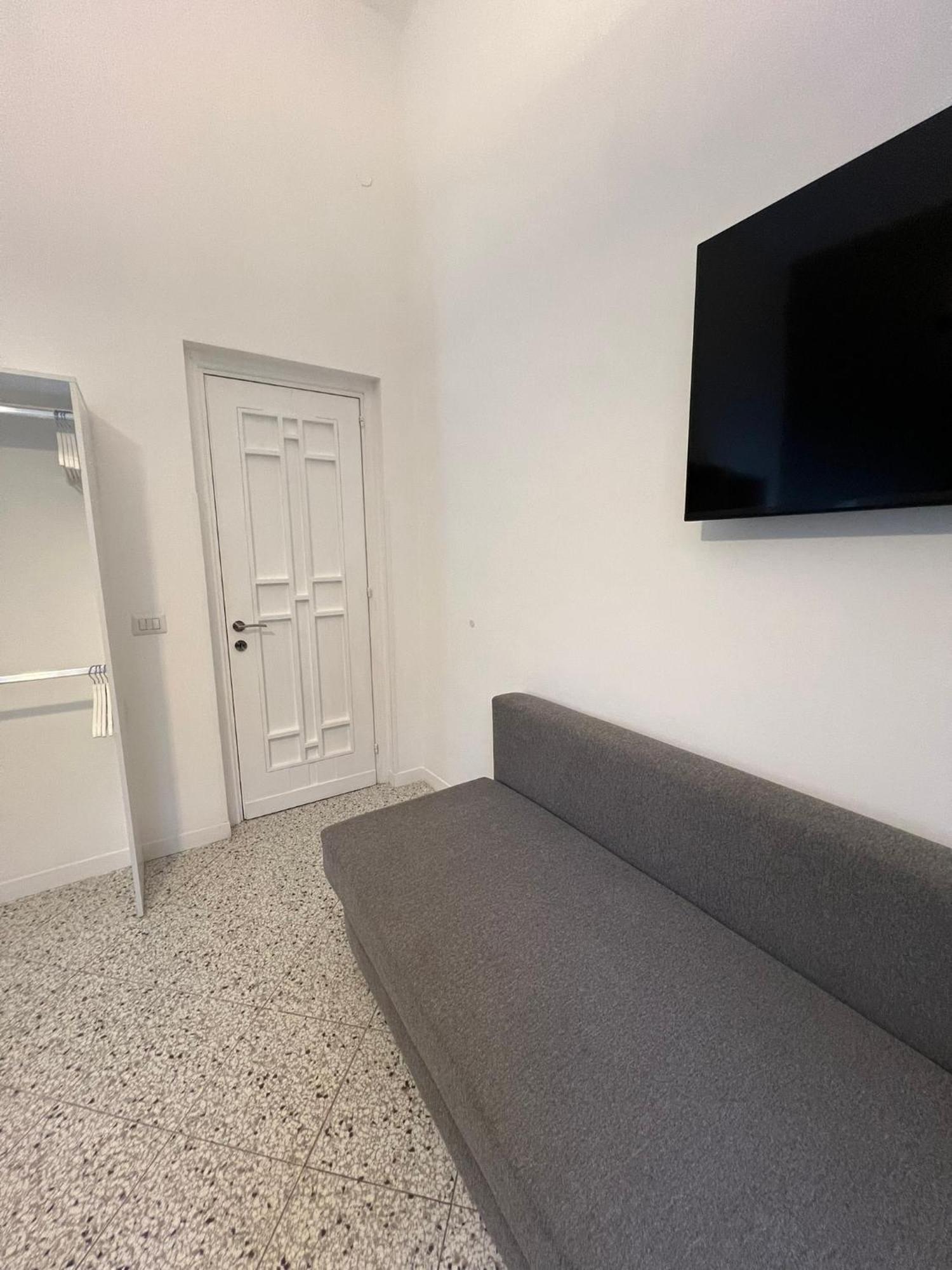 Luxury Room Anelli Center Of Roma エクステリア 写真